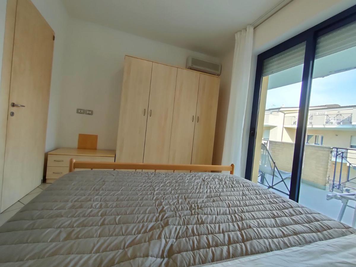 Appartamento Con Piscina Green Bay Village Pineto Dış mekan fotoğraf