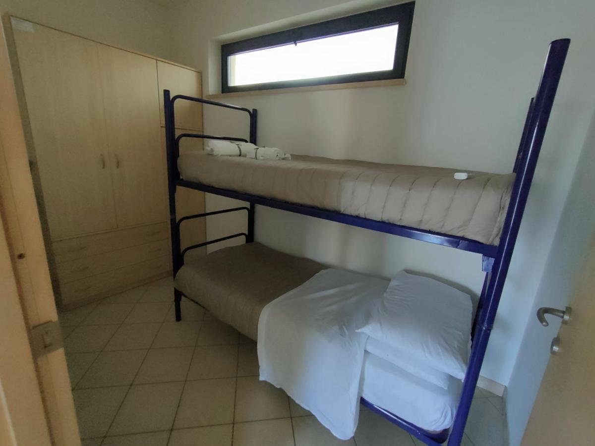 Appartamento Con Piscina Green Bay Village Pineto Dış mekan fotoğraf